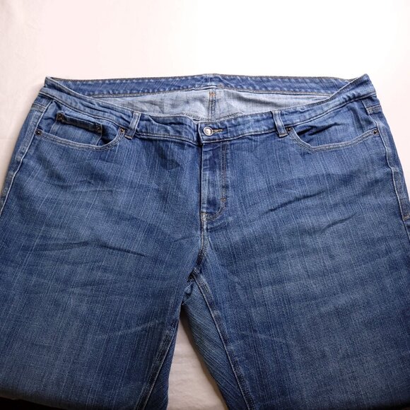 Old Navy Womens Diva Flare Jeans Plus 24 Low Rise Medium Wash Distressed Stretch - Picture 7 of 8